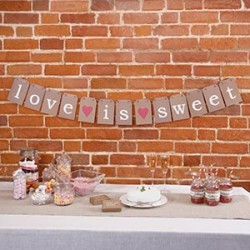 Γιρλάντα 'Love is sweet'